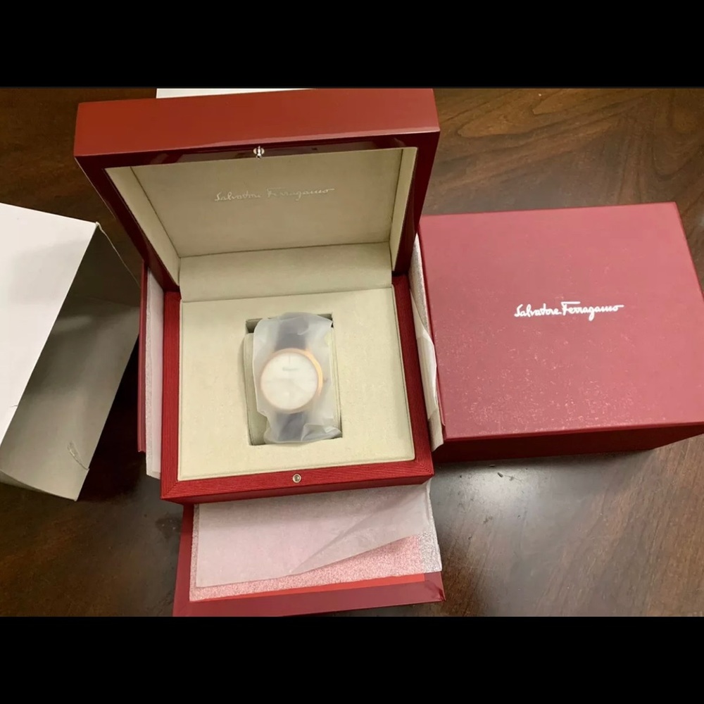 Genuine leather watch